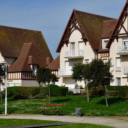 Jardin - A 50M De La Plage - Wifi - Parking Courseulles-sur-Mer Eksteriør billede