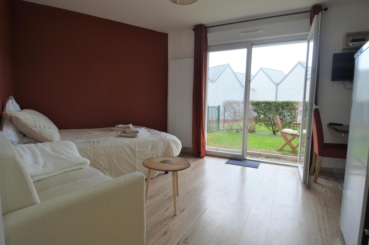 Jardin - A 50M De La Plage - Wifi - Parking Courseulles-sur-Mer Eksteriør billede