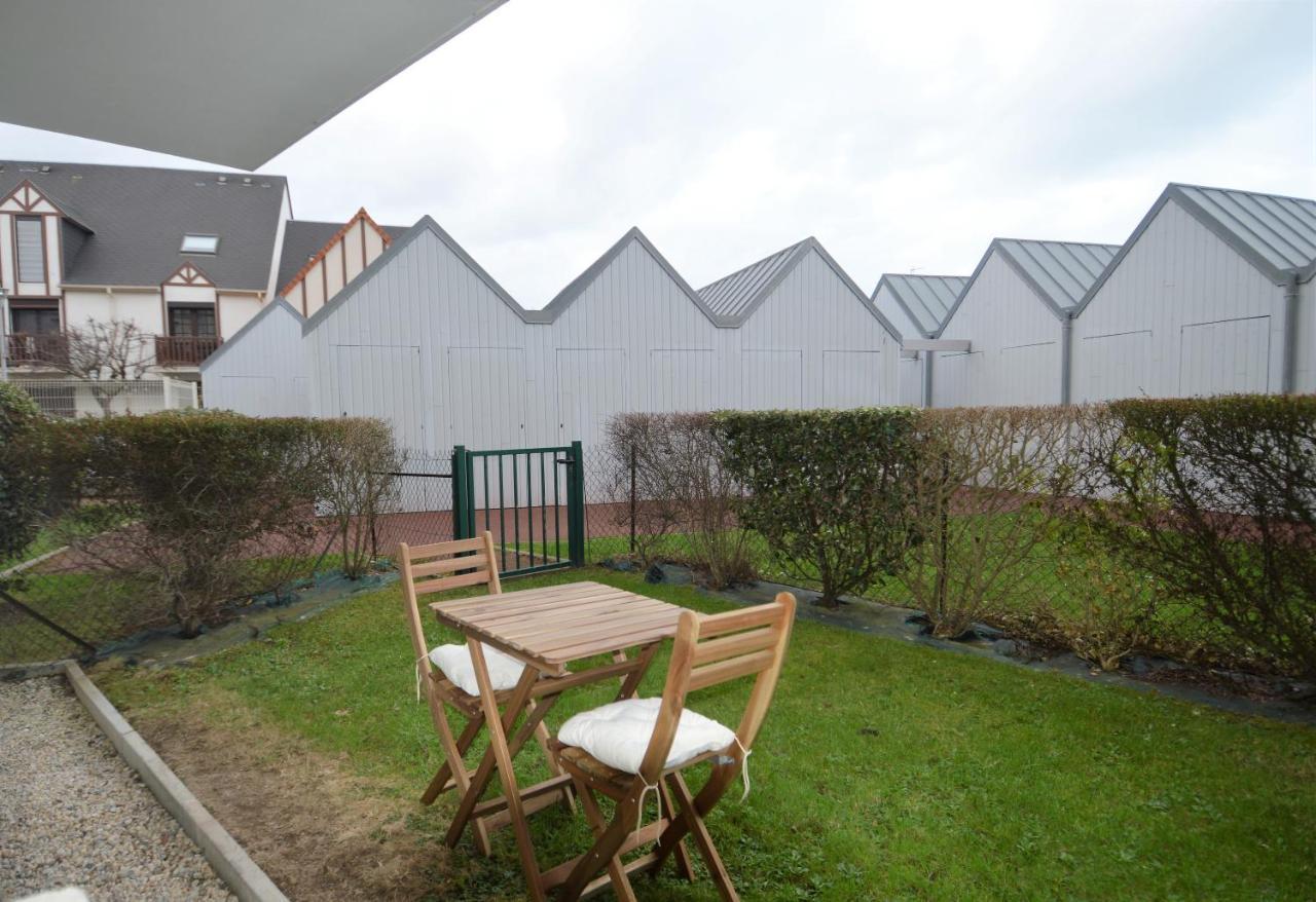Jardin - A 50M De La Plage - Wifi - Parking Courseulles-sur-Mer Eksteriør billede