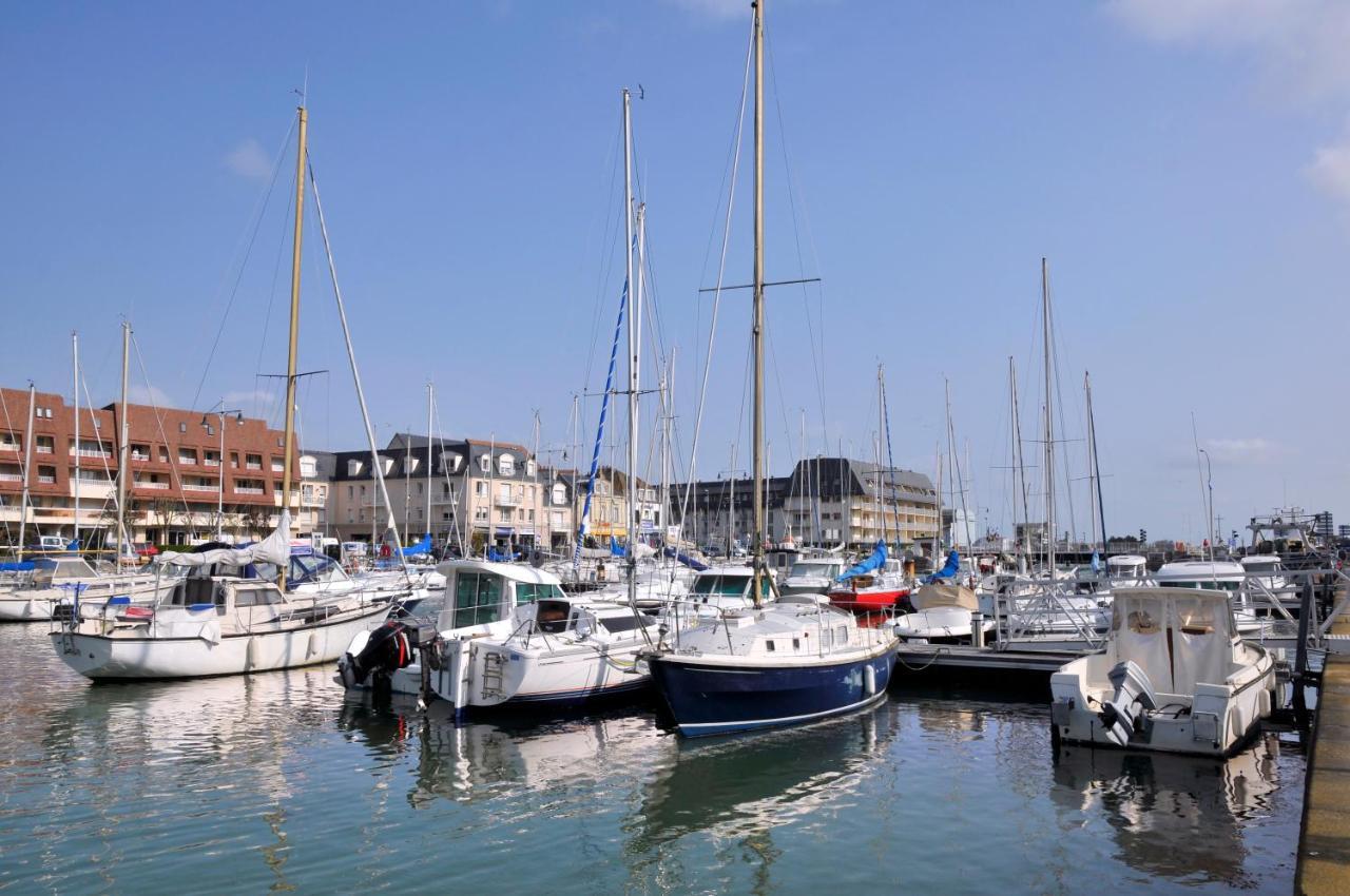 Jardin - A 50M De La Plage - Wifi - Parking Courseulles-sur-Mer Eksteriør billede